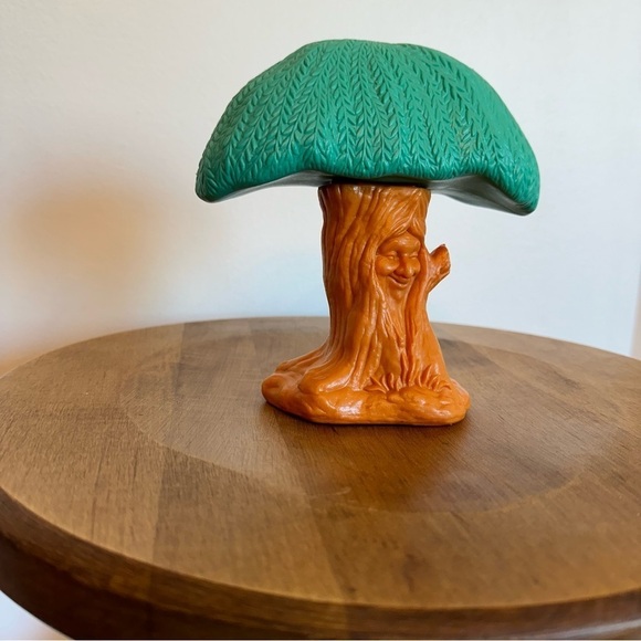 Vintage Grandmother Willow Tree Pocahontas Disney Movie Mattel 1990s Plastic Toy - Picture 2 of 9